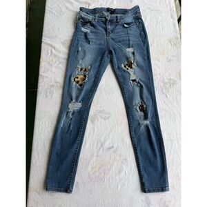 JUDY BLUE WOMEN'S DISTRESSED JEANS SIZE 7/28